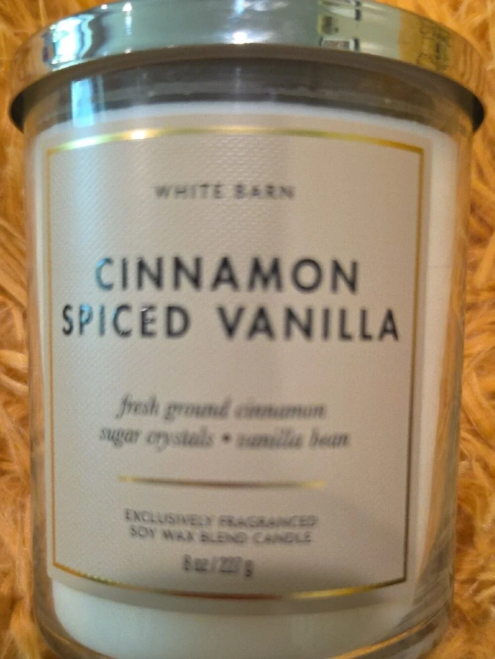 NEW Bath And BODY Works White Barn Cinnamon Spiced Vanilla Candle - White